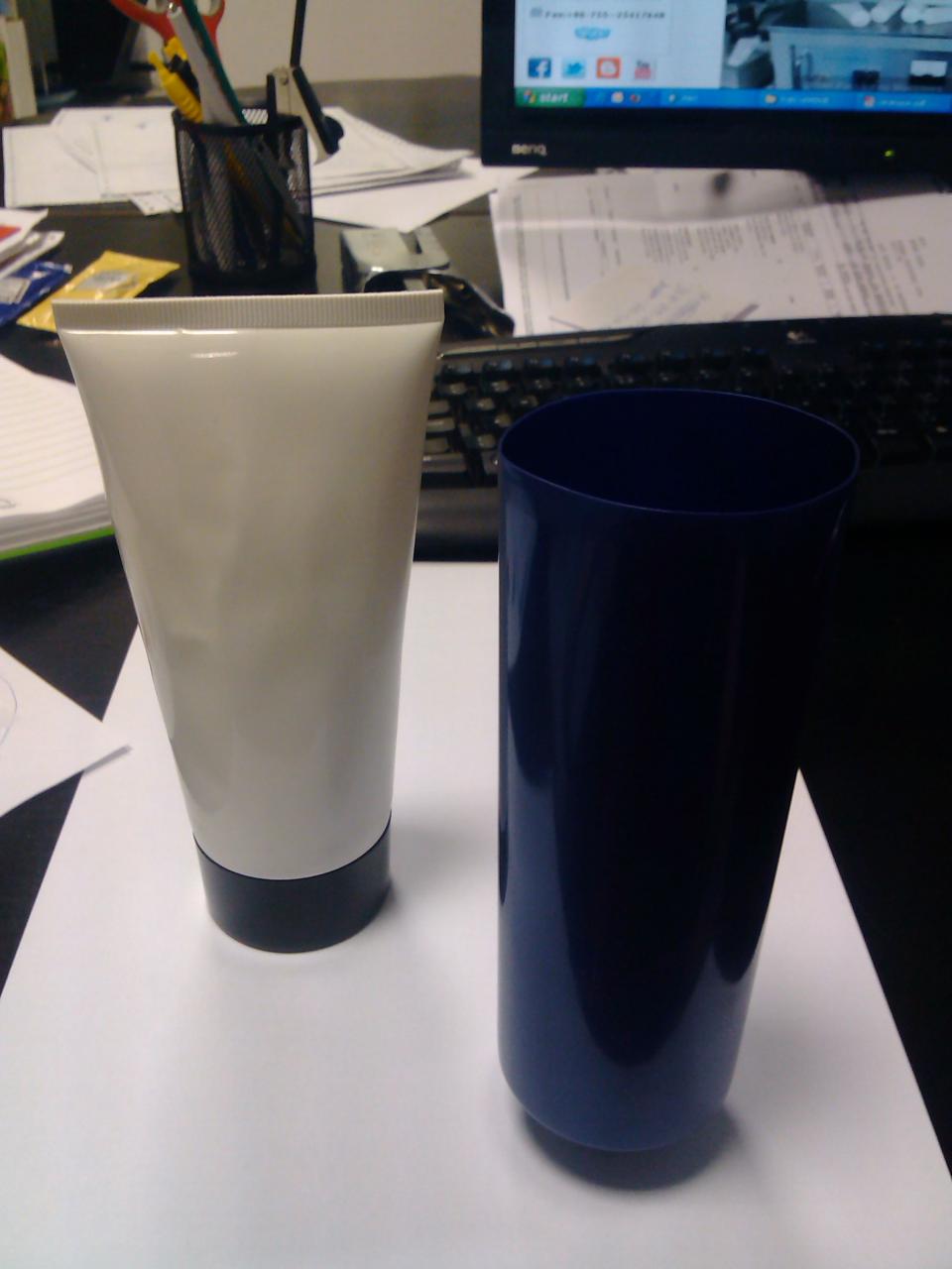 ultrasonic tubes sealing machine samples for tubes Mesin penyegel tabung ultrasonik Marina Dimitrov.jpg