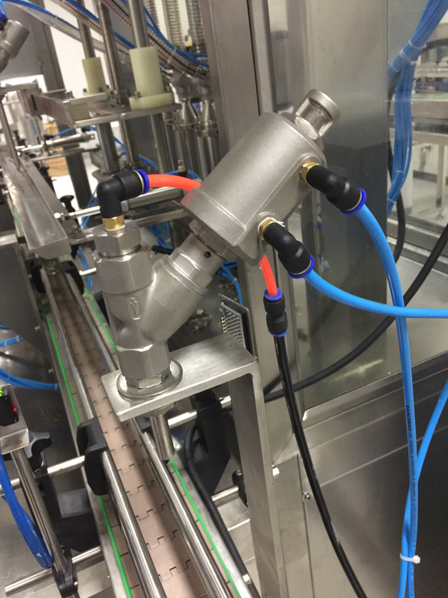 sistem pembilasan gas untuk penyambungan selama pengisian.jpg