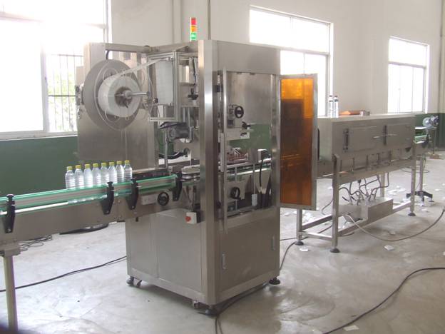 pvc shrinking labeling equipment for bottles Peralatan Pelabelan-Mesin-Pelabelan-Selongsong-PVC-untuk-Botol-Hewan-Peliharaan