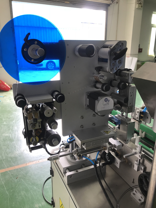 mesin pelabelan dengan printer.jpg