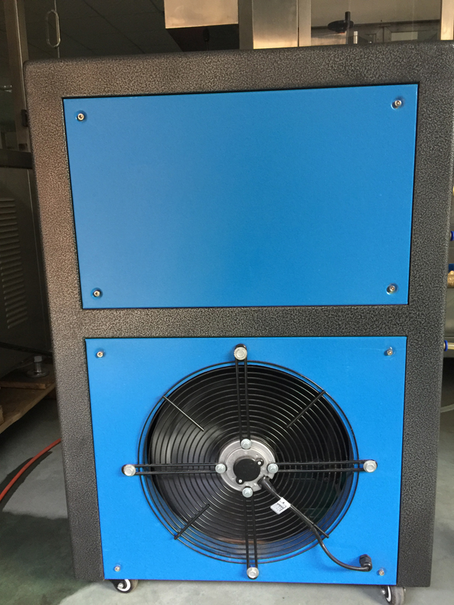 auxilliary equipment for filling sealing machines pendingin untuk mesin penyegel pengisian tabungu.jpg