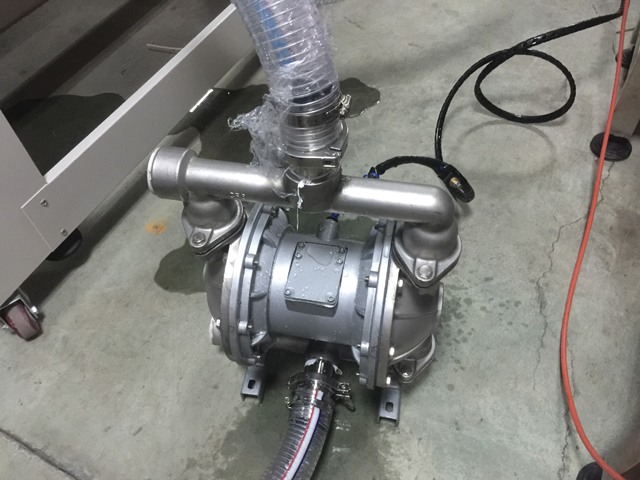 pompa transfer untuk mengisi bahan (1).JPG