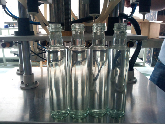 perfume bottles for overflow filling mengisi parfum.jpg