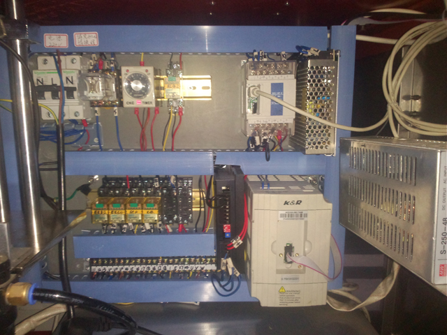 relays for filling sealing machines DI DALAM mesin penyegel pengisian tabung aluminium.jpg