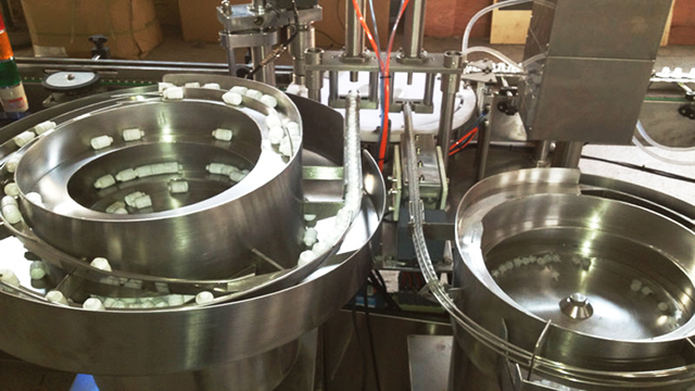 mengisi garis E liquid.jpg