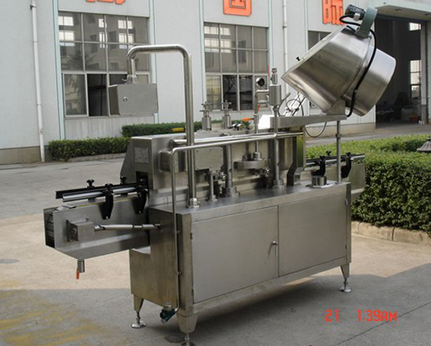 PLC-controlled system glass Jar twist off Steam Capper equipment vacuum capping machine for Glass Jars foto belakang tutup vakum yang bisa dibuka.jpg