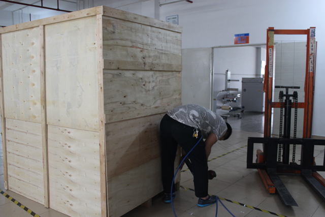 kemasan kotak kayu untuk pelabelan horizontal (2).JPG