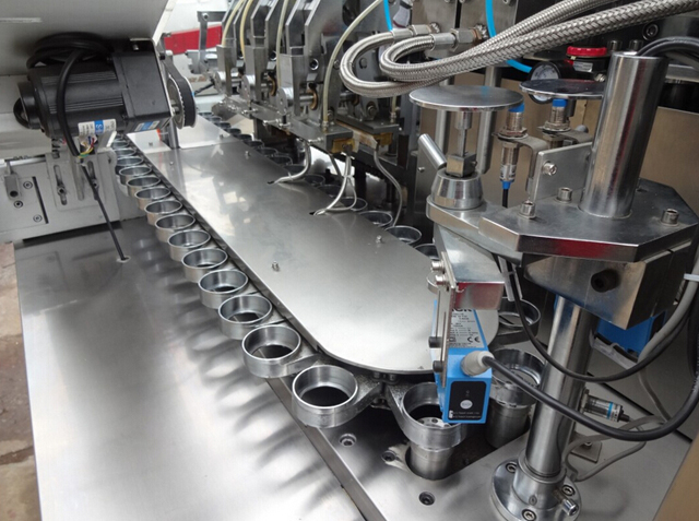 pelat kerja untuk penyegel pengisi tabung.jpg