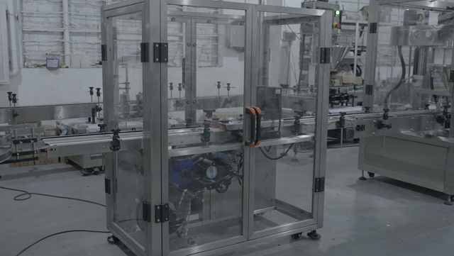 mesin pelabel toples bawah.jpg