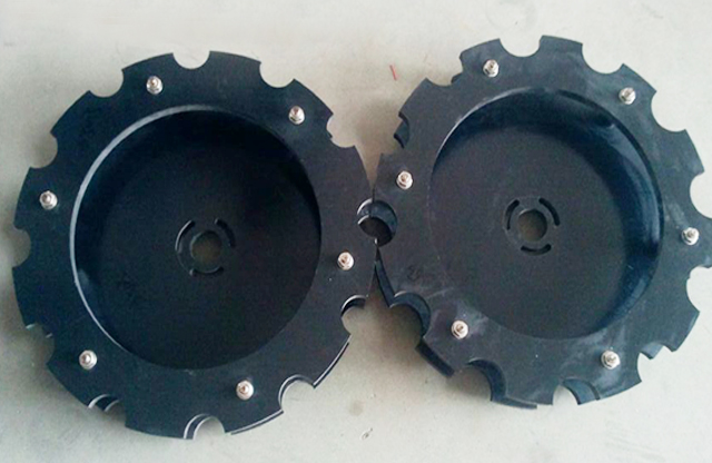 tutup untuk mesin penutup.jpg