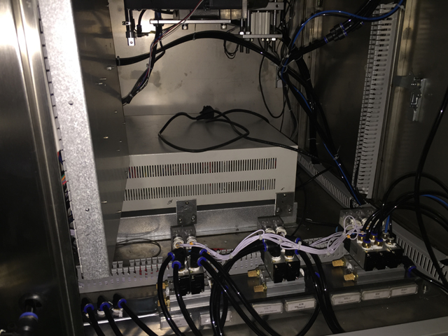 tubes filling sealing machine kotak listrik untuk mengisi tabung peralatan penyegel.jpg