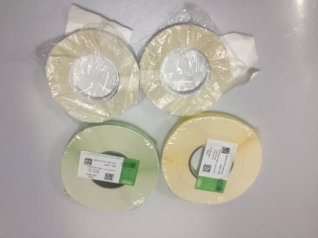 gulungan label untuk pelabel lipat dengan pelabel kode QR.jpg