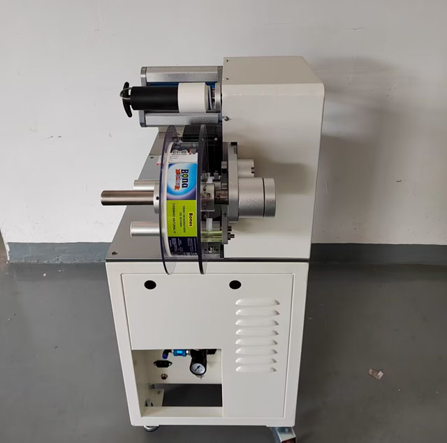 pelabel kemasan makanan anjing (4).jpg