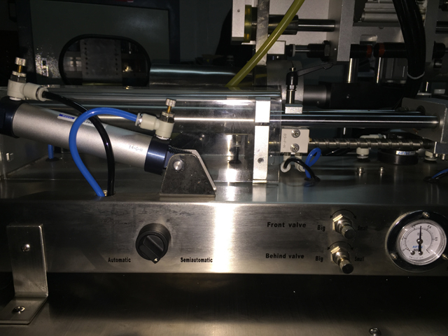 horizontal filling machine for filling process mesin pengisian horizontal untuk tabung pengisi sealer.jpg