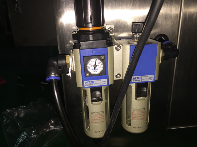 pneumatic part for filling sealing machine bagian pneumatik untuk mesin pengisian dan penyegel.jpg