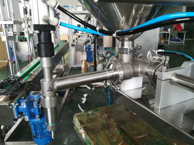 bagian nosel pengisian untuk mesin pengisian.jpg