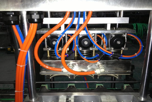 kepala penutup vakum bagian bidikan dekat.jpg